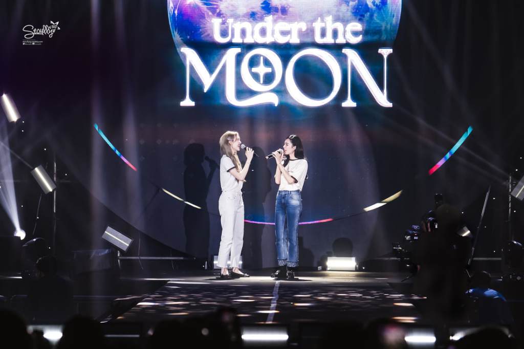LINGORM’S UNDER THE MOON FANMEET IN VIETNAM WAS CHAOS IN THE BEST WAY — NOW IT’S TIME FOR&nbsp;PARIS!